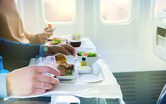 in-flight-meal.jpg