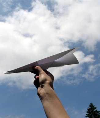 paper_airplane_small.jpg